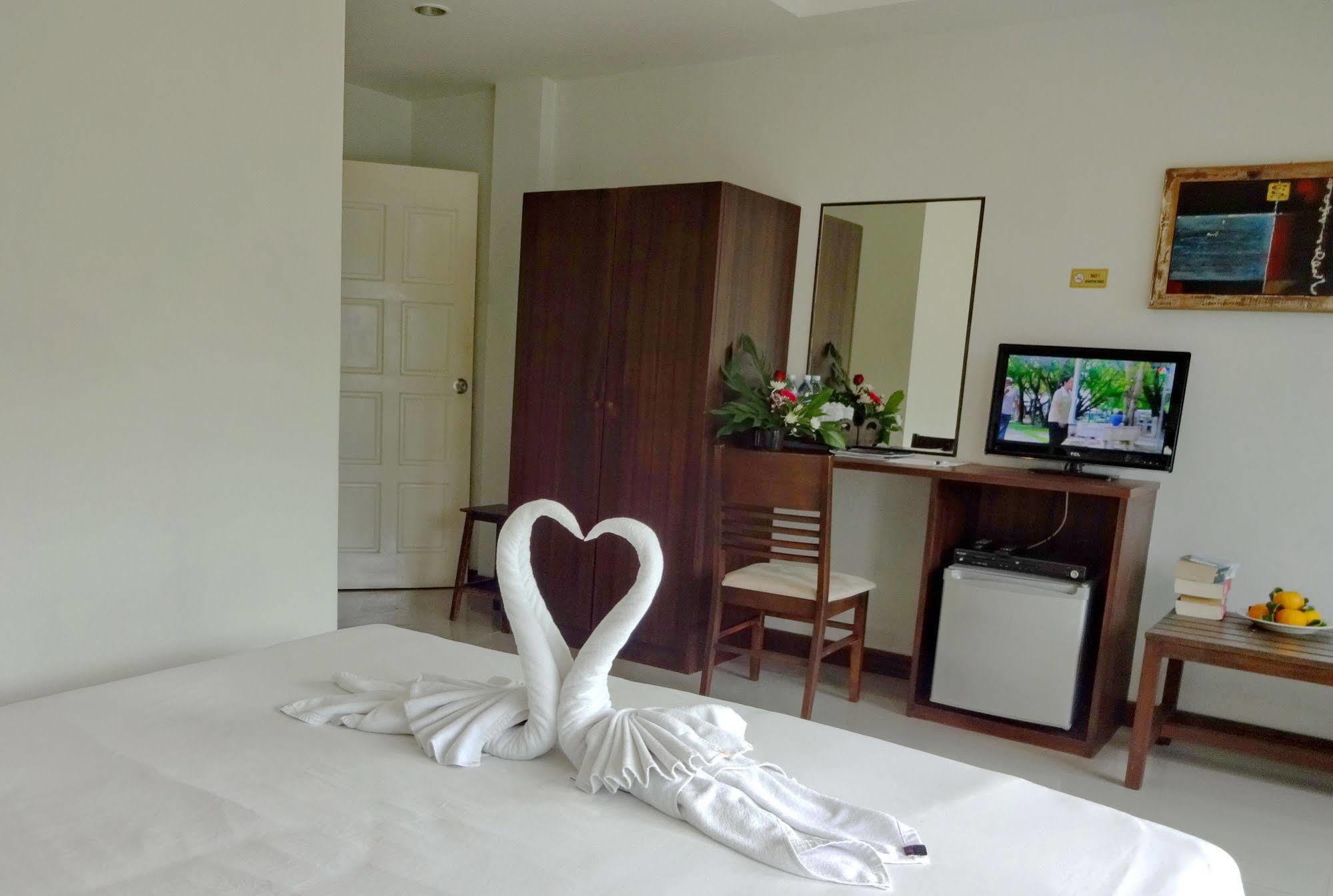 Athome @Nanai 8 Patong Εξωτερικό φωτογραφία